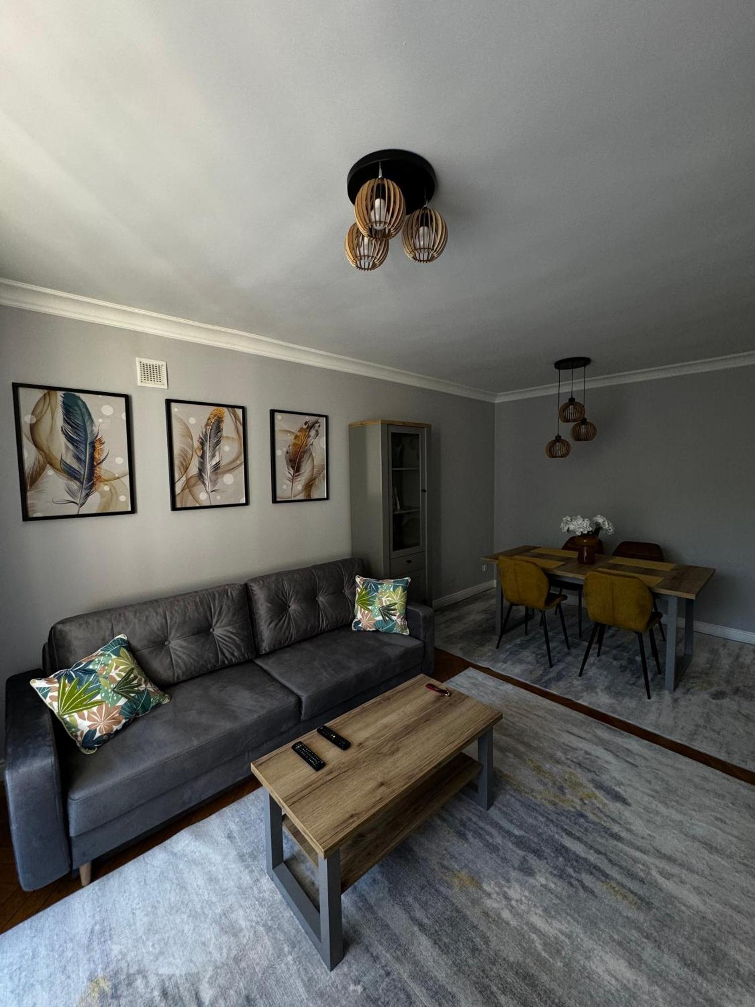 Apartament Czwartek ลูบลิน ภายนอก รูปภาพ